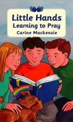 LITTLE HANDS LEARNING TO PRAY